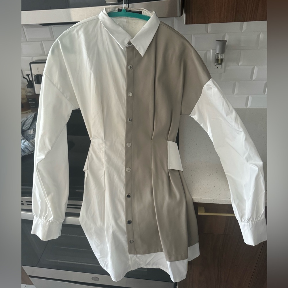 Maniere de Voir dress